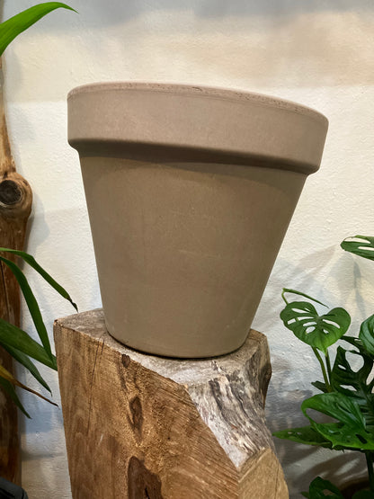 Flower pot Italiano - inner diameter 23cm - terracotta