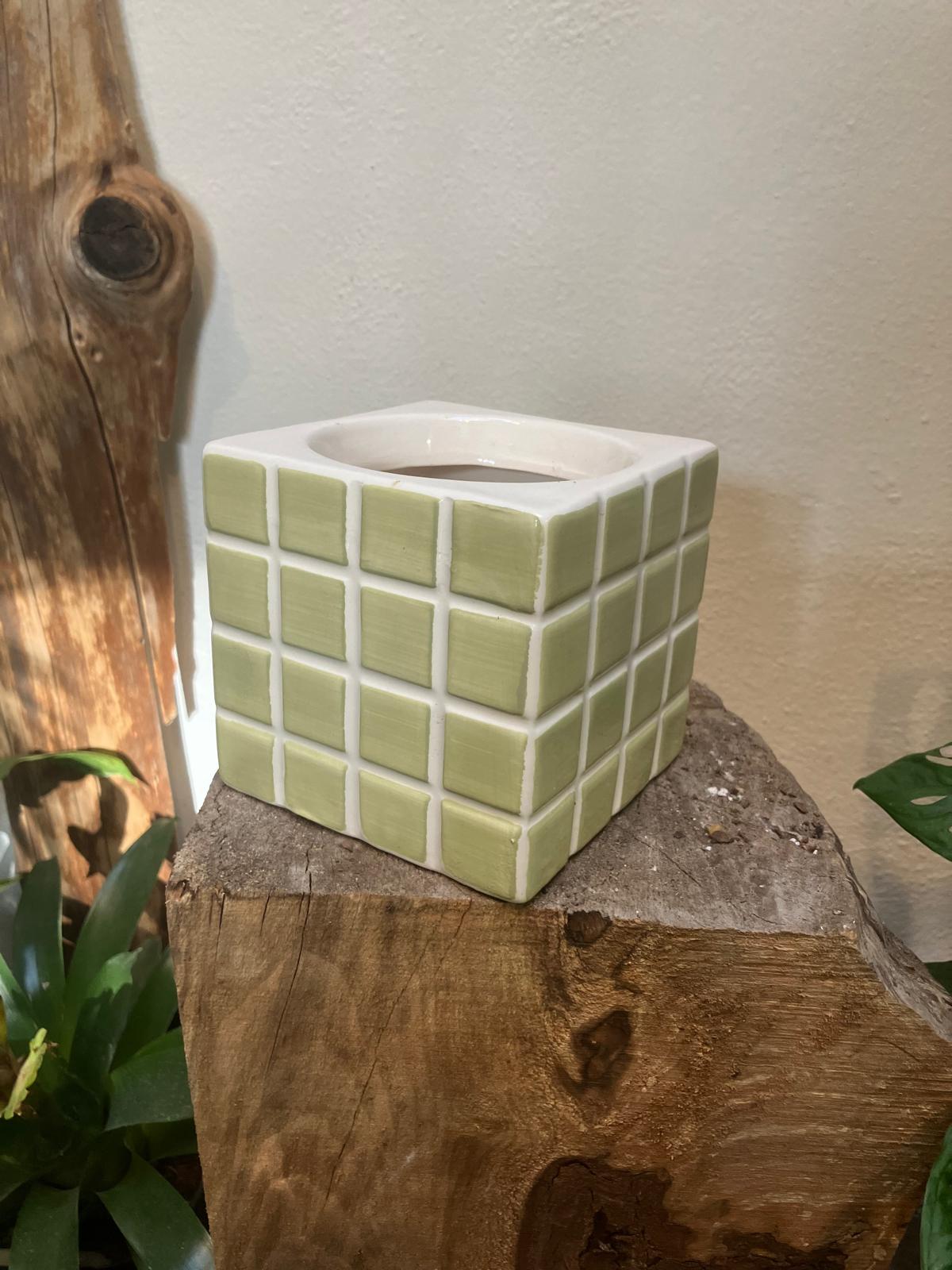 Obal na rostlinu Rubik světle zelený - vnitřní průměr 8,5cm - keramika - glazura